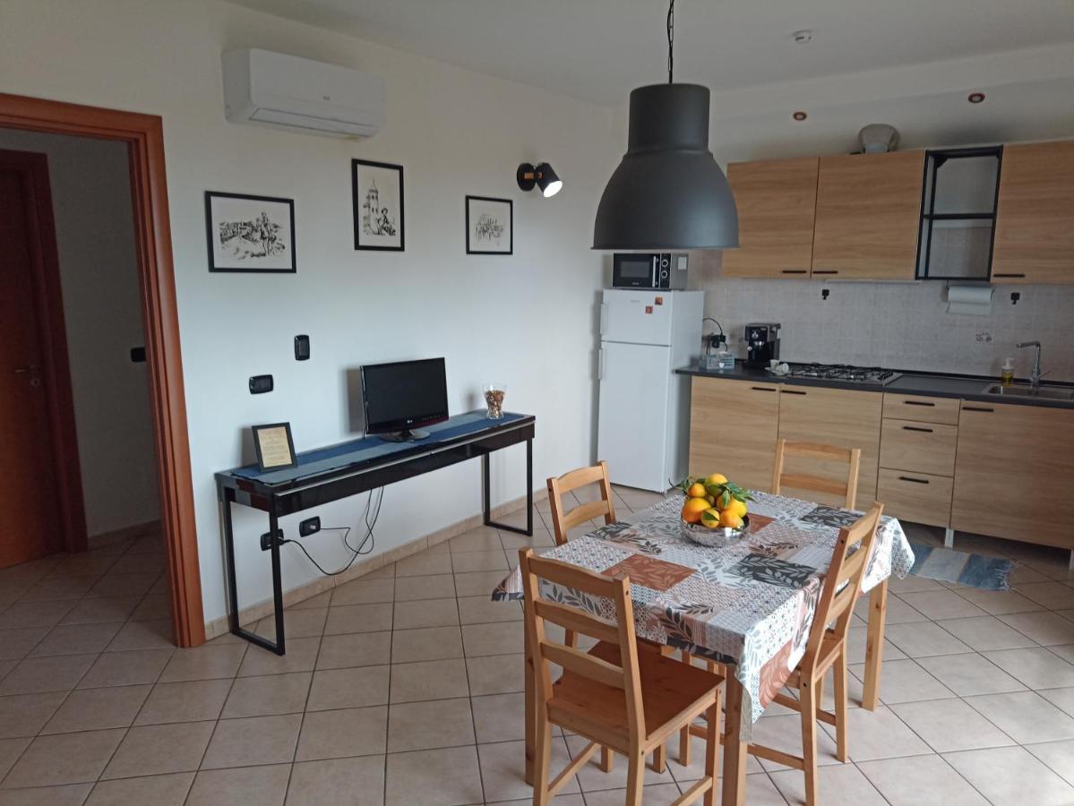 Degli Angioini Holiday Home Caulonia Marina Exterior foto