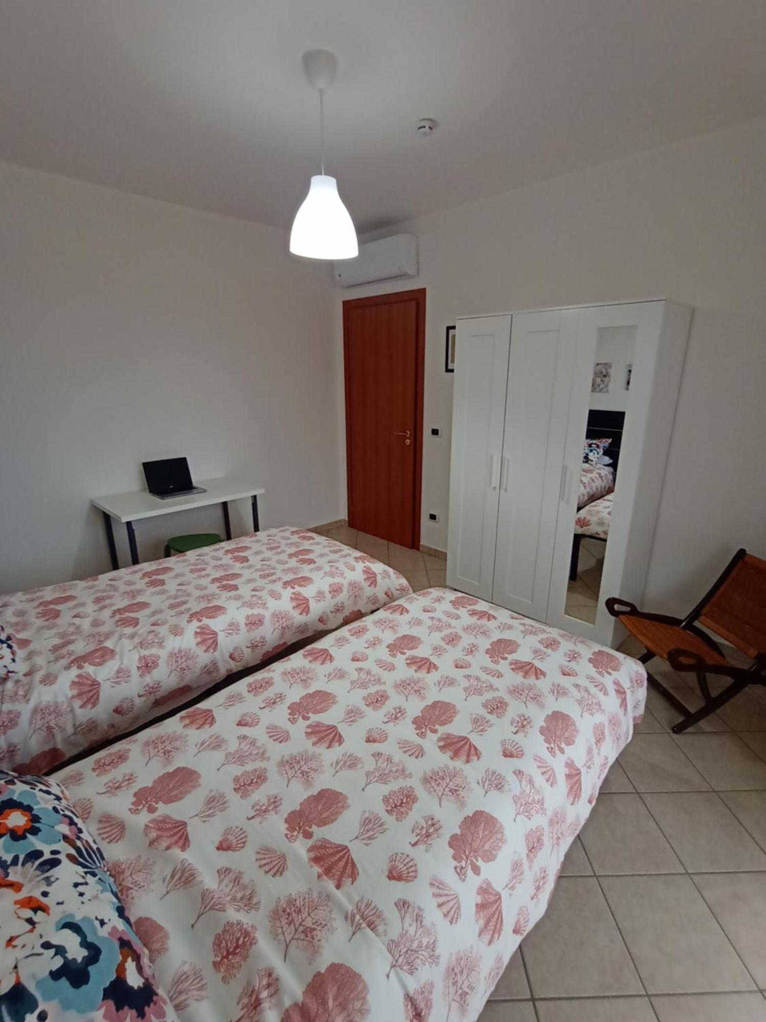 Degli Angioini Holiday Home Caulonia Marina Exterior foto